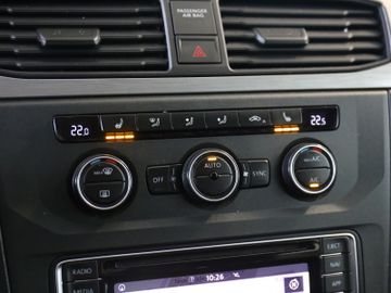 Volkswagen Caddy 2.0 TDI DSG NAVI SHZ FLÜGELTÜR AHK 150PS