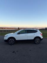 Nissan Qashqai 1.6 dCi Tekna - Nissan Qashqai bis 10.000 Euro