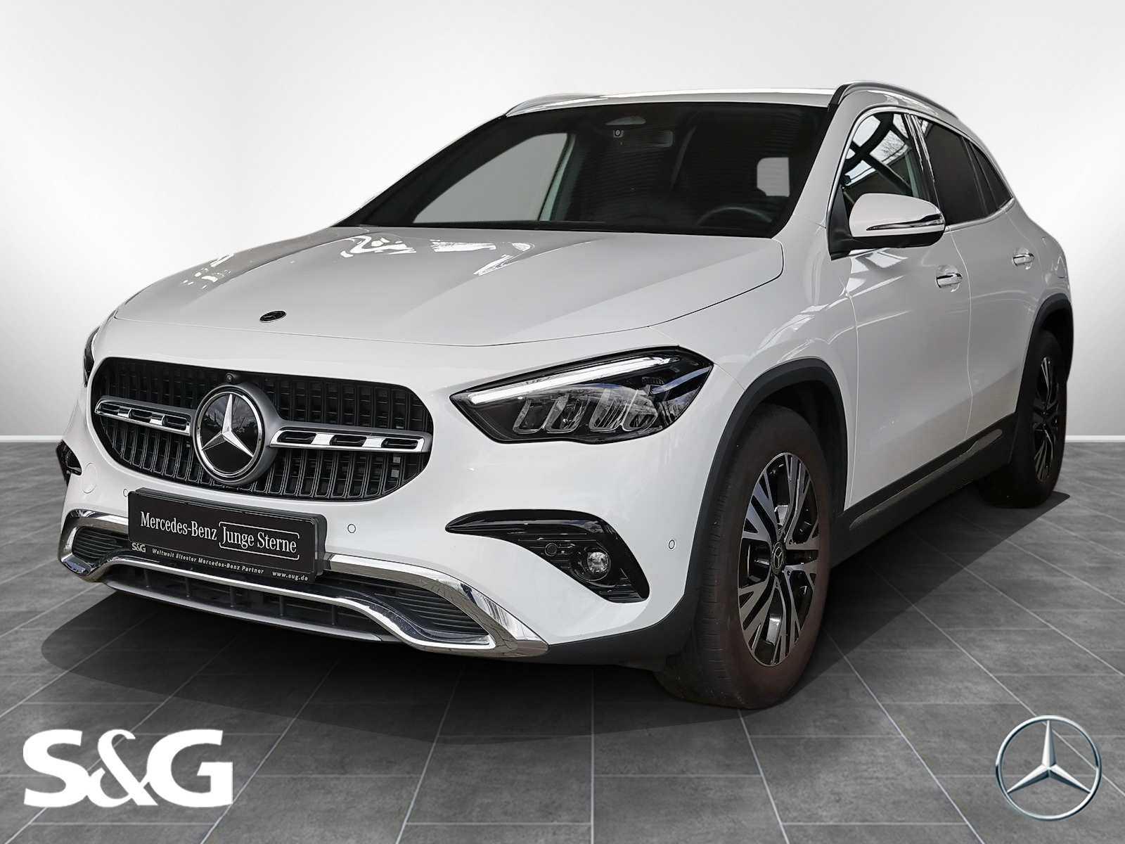 Mercedes-Benz GLA 180 Progressive EDITION +DISTRONIC+360°+LED