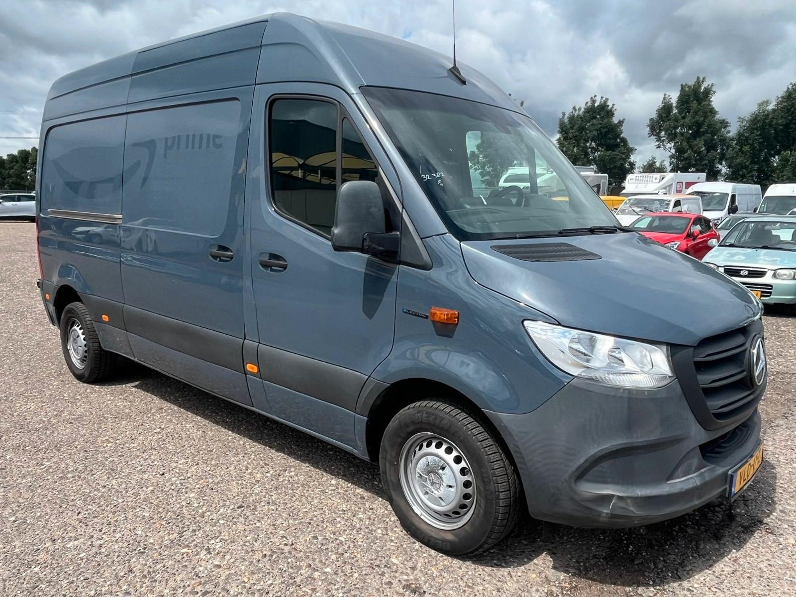 Mercedes-Benz eSprinter III Kasten FWD 312 L2