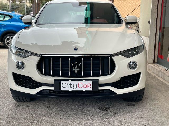 Maserati Levante V6 Diesel 275 CV AWD