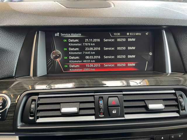 BMW 530 d xDrive *M-PAKET*HUD*AHK*BI-XENON*PANO*STHZ