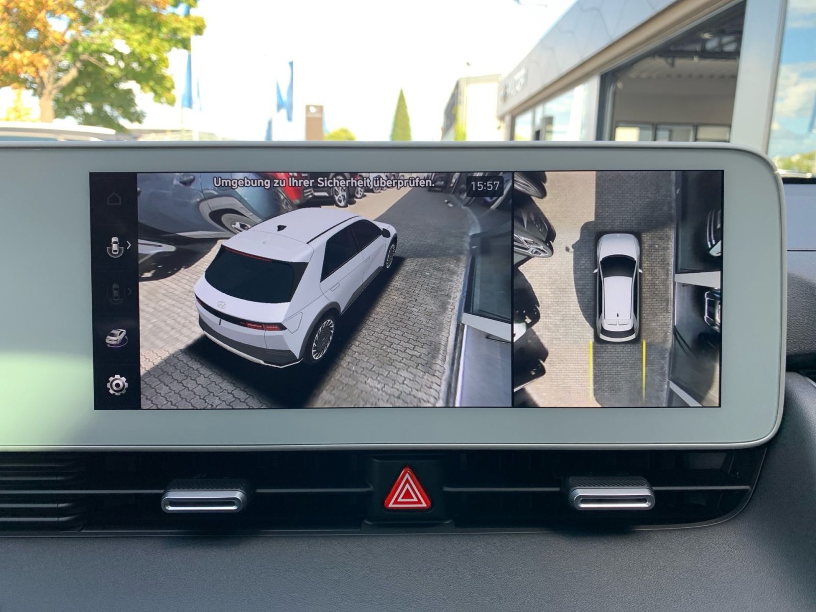 Fahrzeugabbildung Hyundai IONIQ 5 Uniq 77,4 kWh 4WD Assi 20Zoll Pano