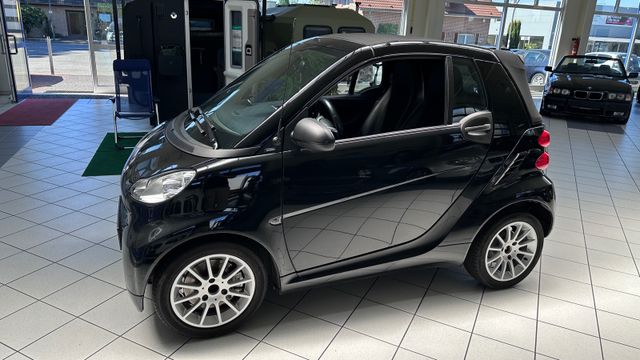 Smart ForTwo Cabrio *Vol-Leder*Klima*8-Reifen