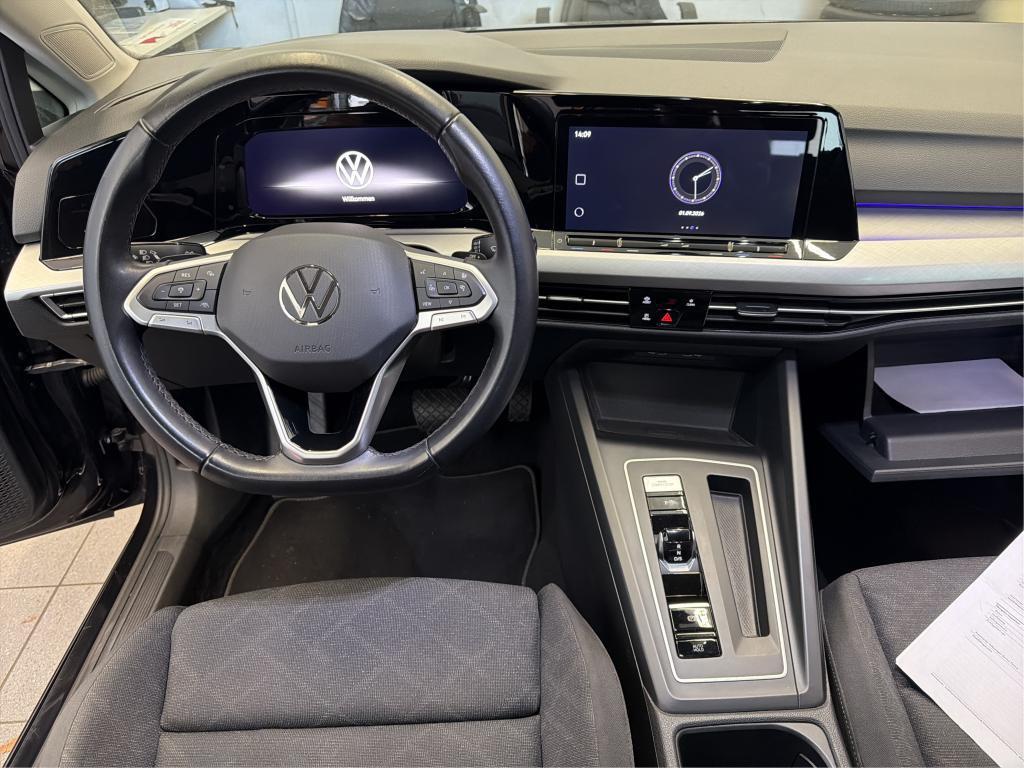 Volkswagen Golf VIII Lim. Life /KAMERA/SITZHEIZ/DSG/ERGO/17, миниатюра 5