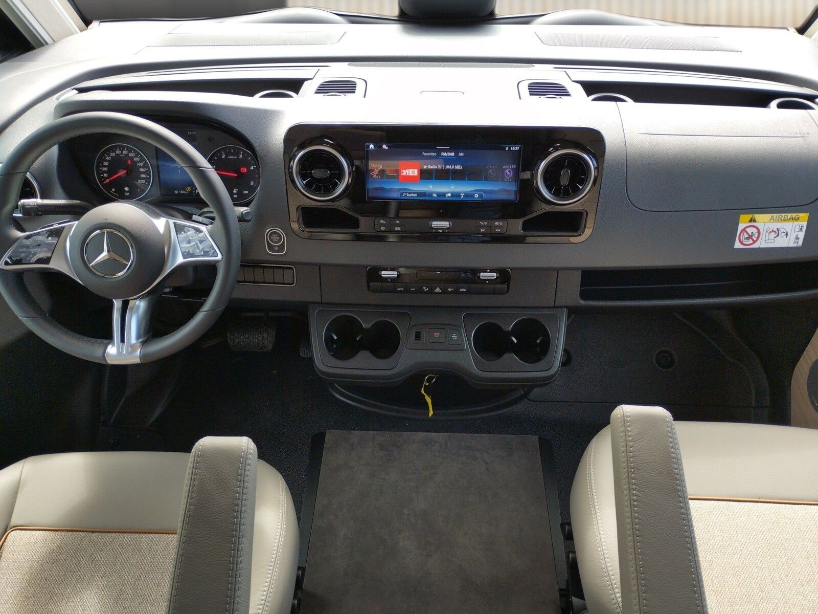 Fahrzeugabbildung Malibu I 470 RB LE K comfort Navigation, RFK, TV