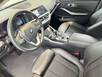 BMW 318 - 12