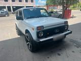 Lada Ich verkaufe einen neuen Lada Niva - Lada Niva Gebrauchtwagen in Hamburg