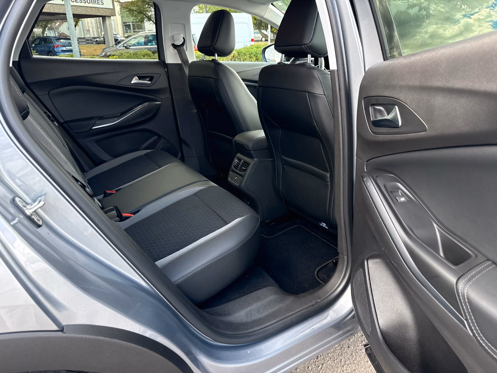 Opel Grandland (X) 1.2 Turbo INNOVATION Automatik