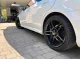 Mercedes-Benz E 220 BlueTEC T BlueEFF. Edition Autom.  AMG  - Mercedes-Benz E 220: AMG