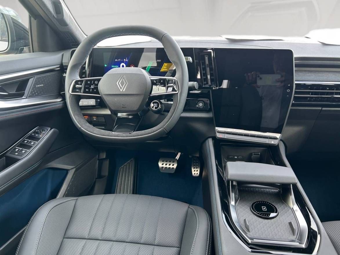 Fahrzeugabbildung Renault Rafale Esprit Alpine Hyper Hybrid E-Tech 4x4 300
