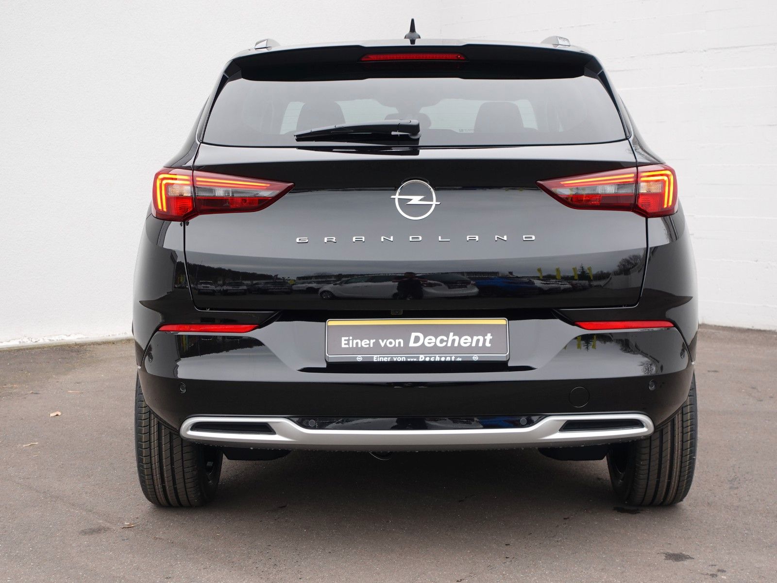 Fahrzeugabbildung Opel Grandland 1.2 Elegance -Autom.- AHK,Navi,Sitzhzg