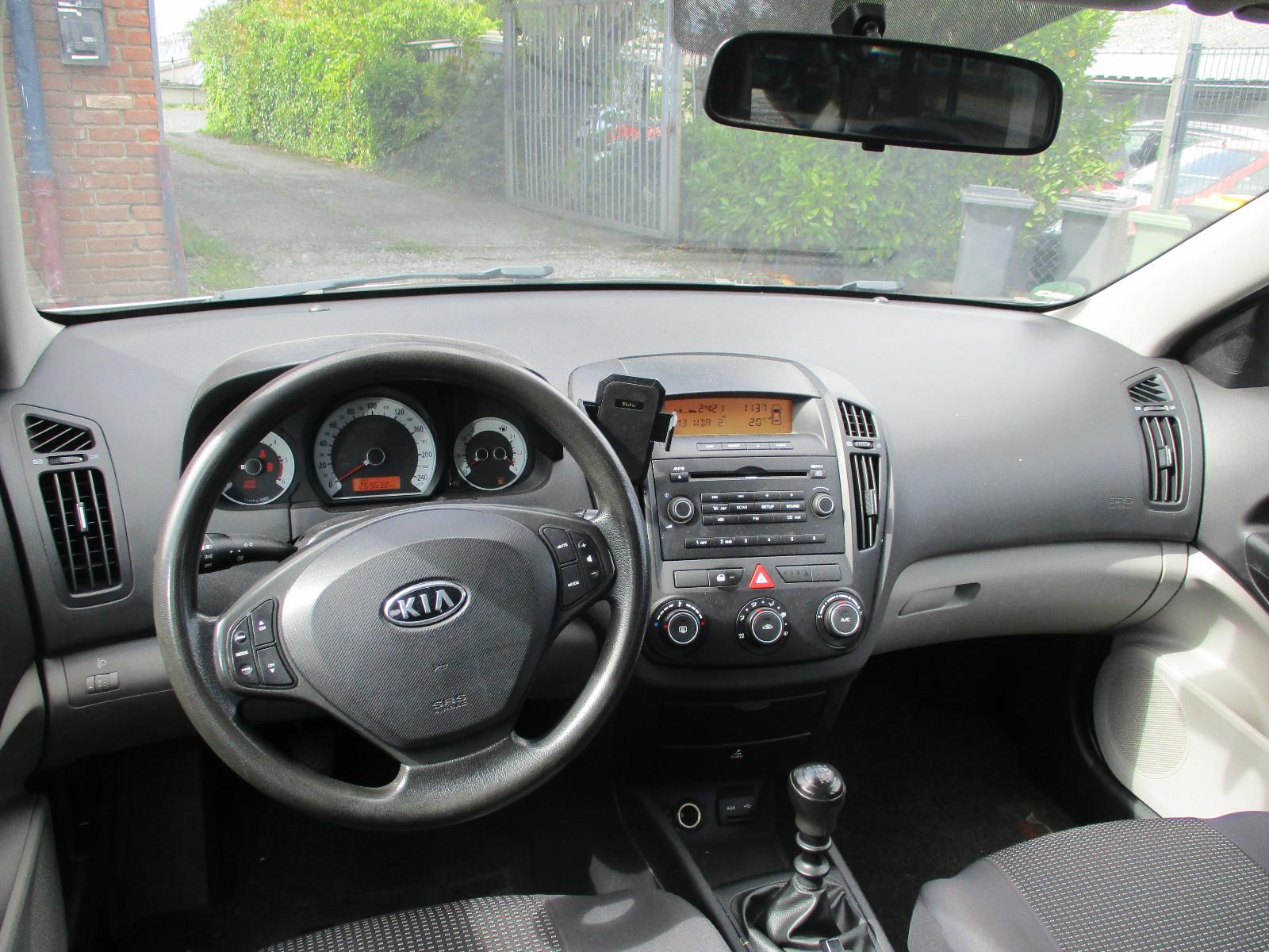 Kia ANDERE Ceed Sportswagon LX 1.6