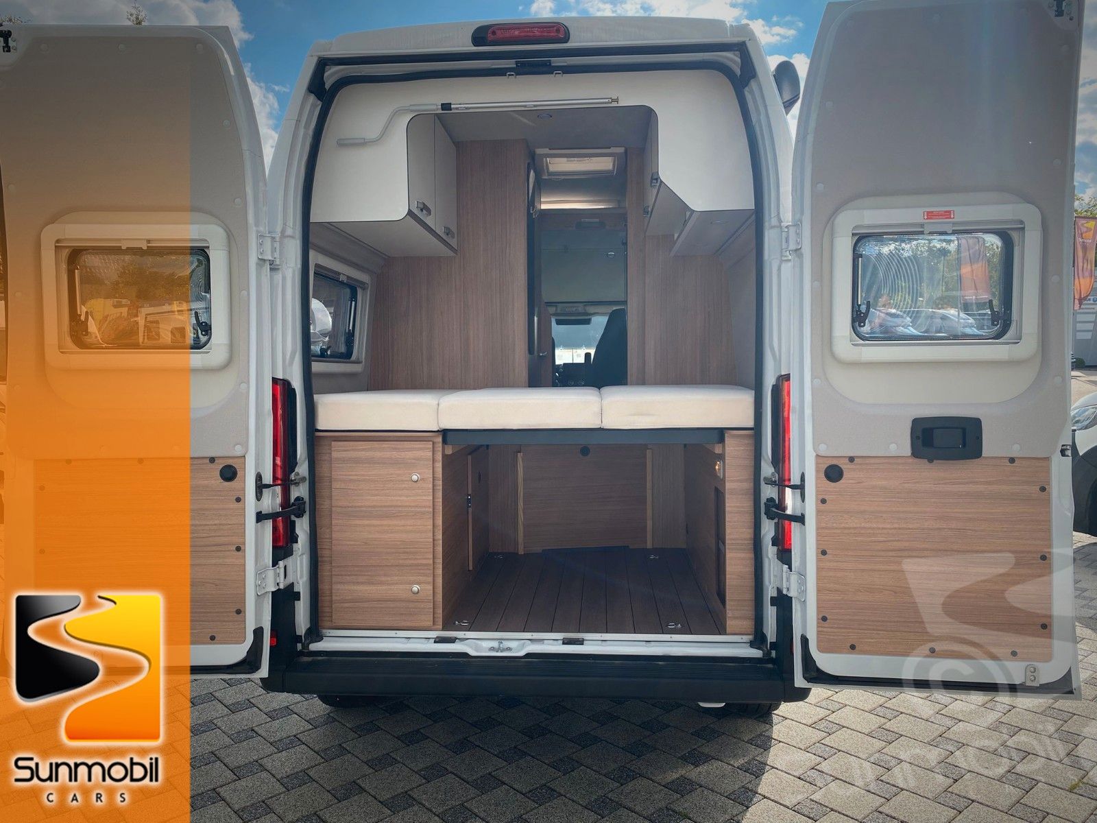 Fahrzeugabbildung Weinsberg CaraBus 600 DQ 140 PS Navi RFK