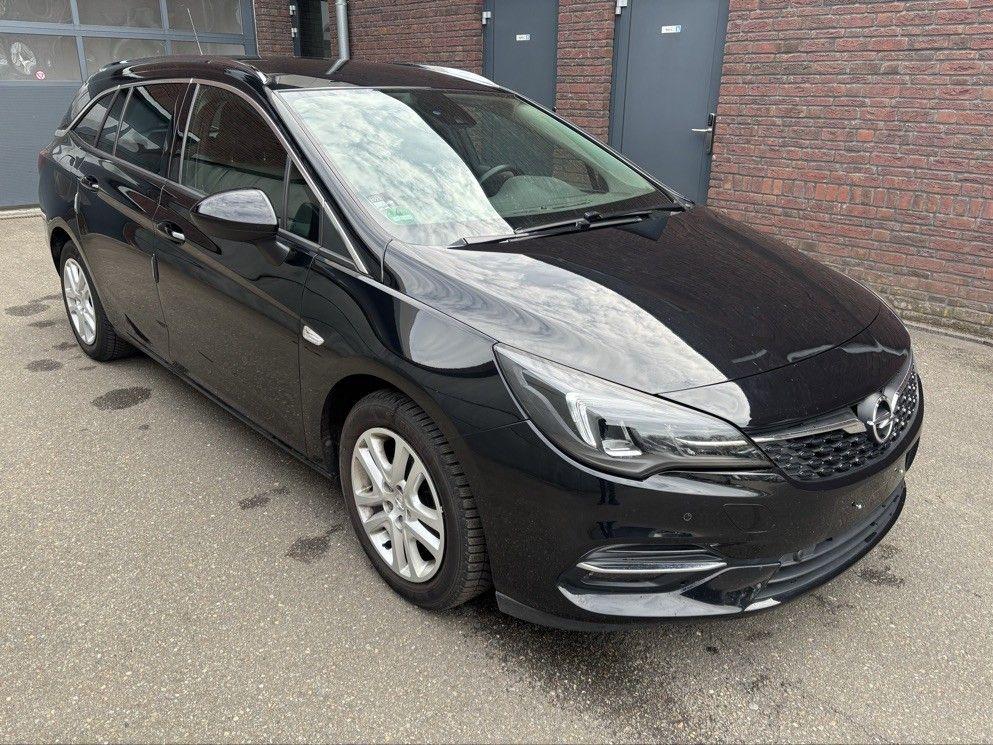 Opel Astra Sportstourer 1.2 Turbo Business Start/Stop