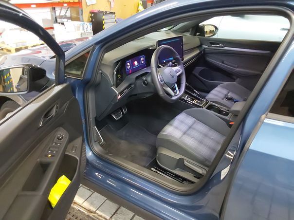 Volkswagen Golf - Bild 4