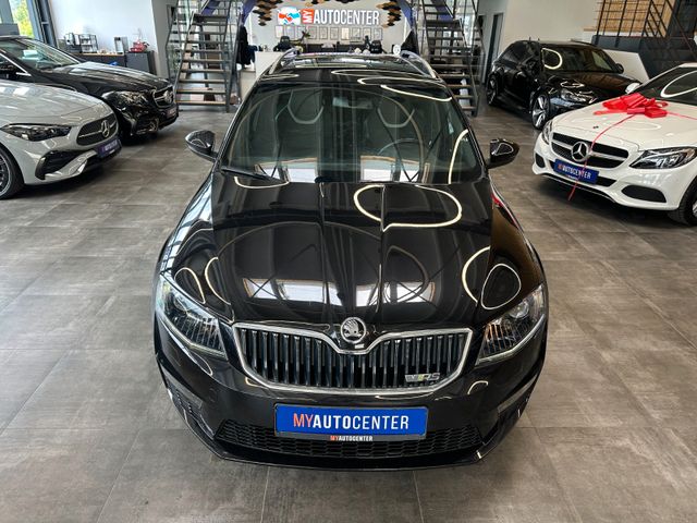 Skoda Octavia Combi RS *BiXenon*Navi*AHK*