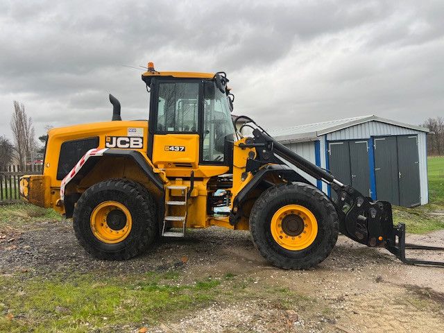 JCB 437 Radlader