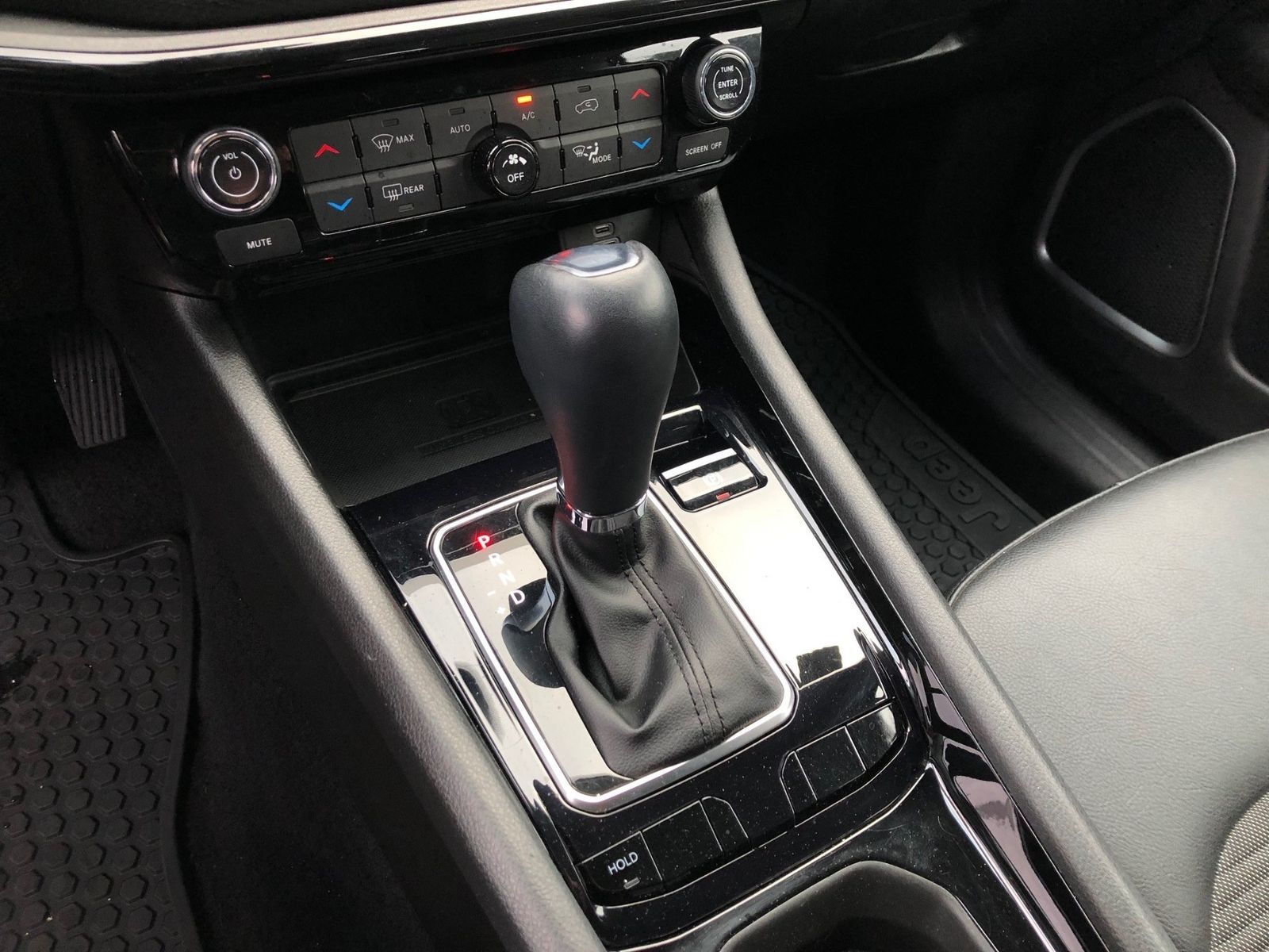 Jeep Compass - Bild 11