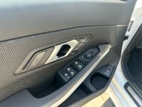 BMW 318 - Vorschau Bild 10