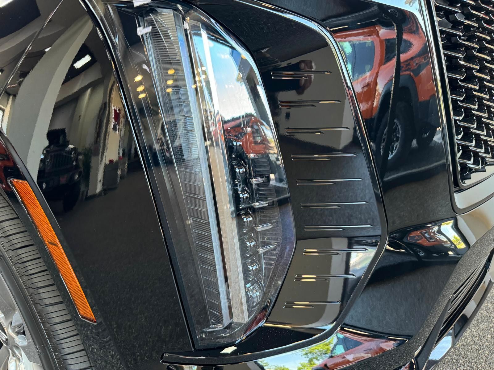 Fahrzeugabbildung Cadillac 2026 ESCALADE SPORT PLATINUM 6.2 V8-24"-ABV EXEC
