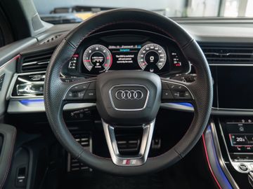 Audi Q7 - 10