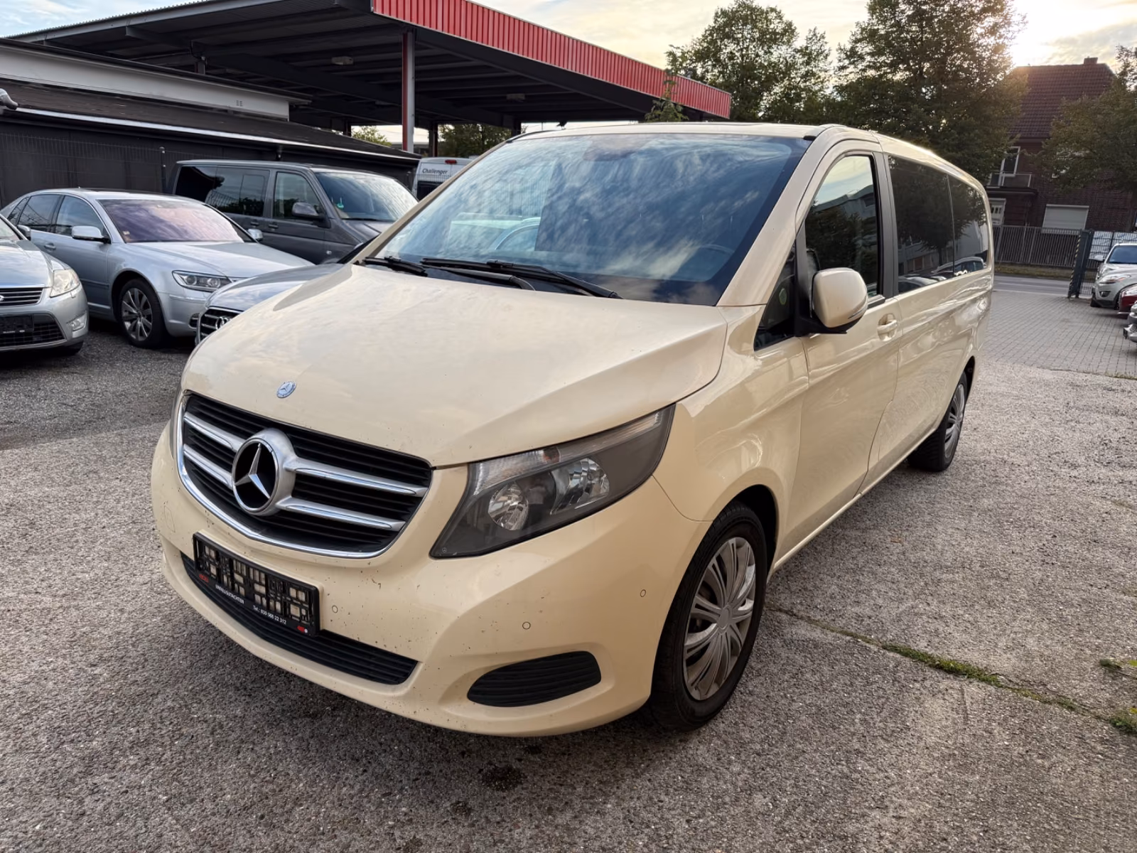Mercedes-Benz V 250 Extralang,1 Hand,9 Sitzer