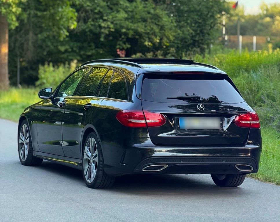 Image of Mercedes-Benz C 220