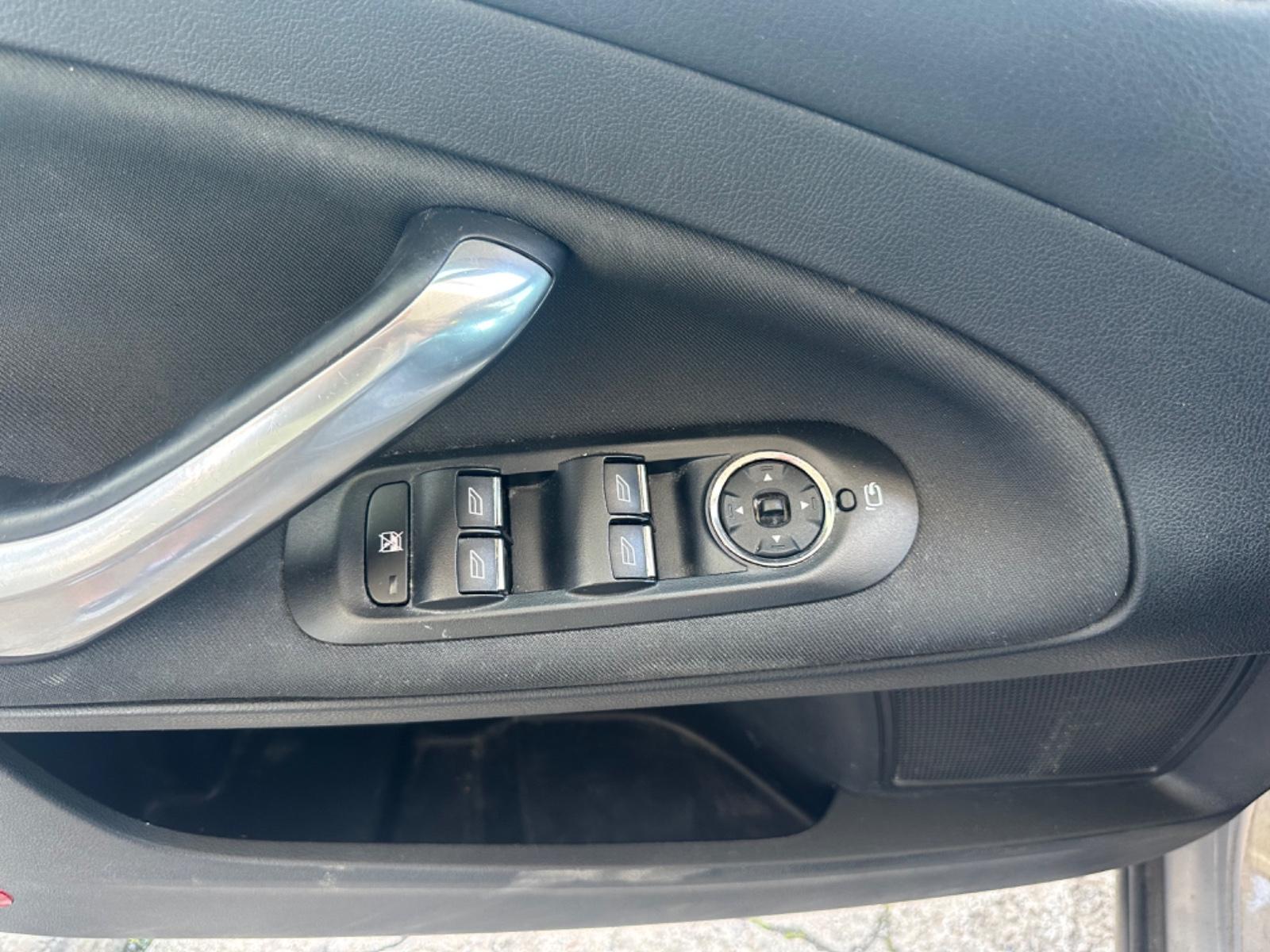 Ford Mondeo 2013 — photo 17