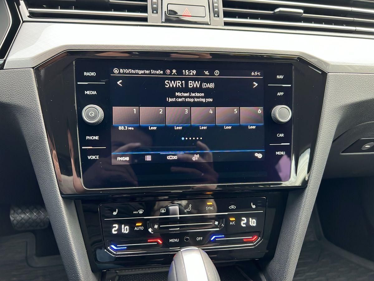 Passat Variant Business 2.0 TDI DSG RFK ACC NAVI