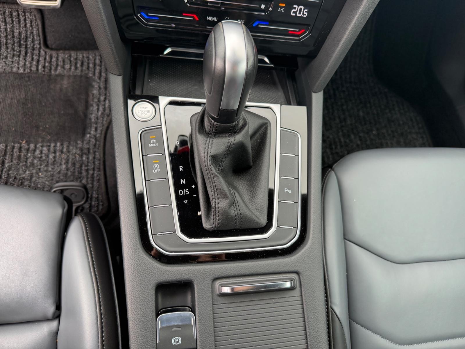 Volkswagen Arteon SB Elegance DSG ACC LEDER NAPPA TRAVEL AS