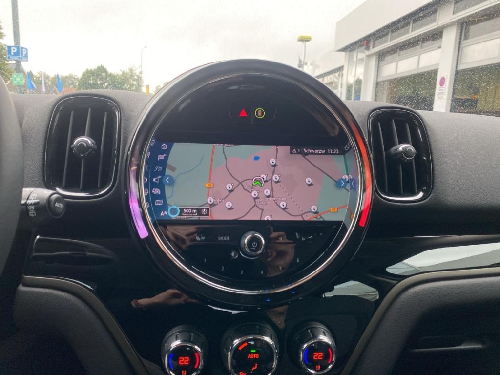 MINI Cooper SE Countryman ALL4 Classic Trim Navi/LED-