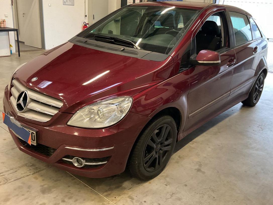 Mercedes-Benz B 200 mit Sport-Paket