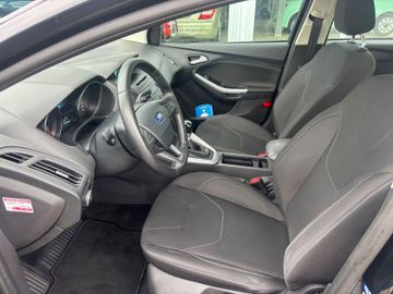 Ford Focus - 9