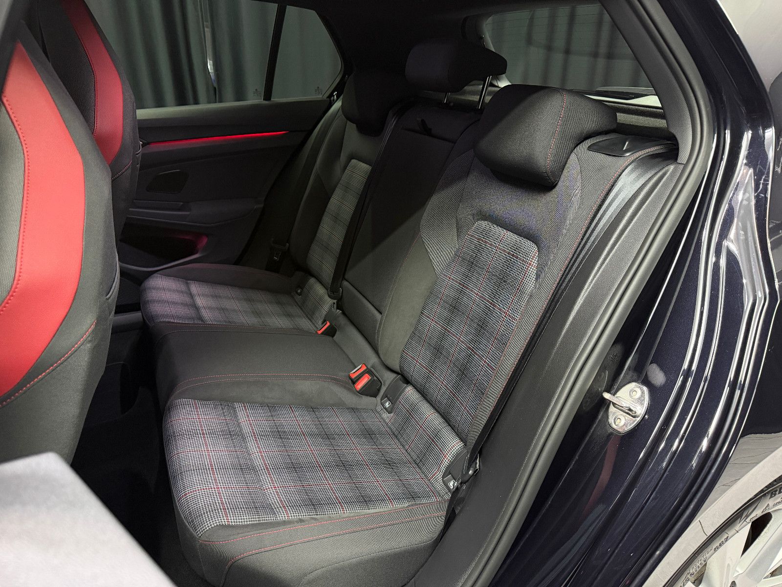 Fahrzeugabbildung Volkswagen Golf VIII Lim. GTI|H&K|HuD|U-Frei|D-FZG