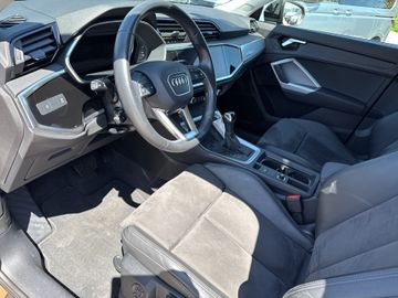 Audi Q3 - 10