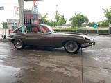 Jaguar E-Type - Jaguar E-Type mit Benzin-Antrieb