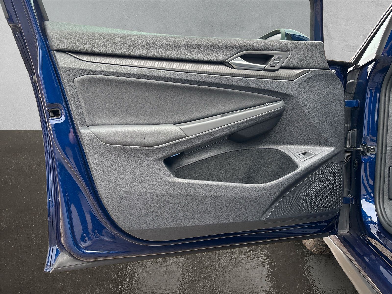 Fahrzeugabbildung Volkswagen Golf GTE 1.4 eHybrid DSG AHK RFK App-Connect