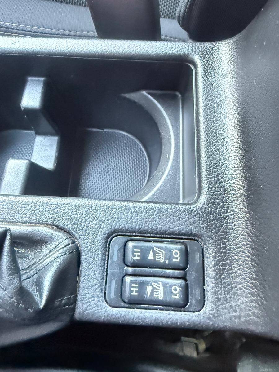 Subaru XV 2014 — photo 13