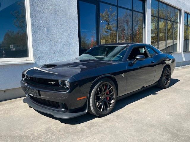 Dodge Challenger SRT Hellcat 1 Hand