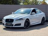 Jaguar XF 3.0 V6 Diesel S /NAVI/ RFK/ SZH/ VL/ SK - Jaguar XF: Weiß