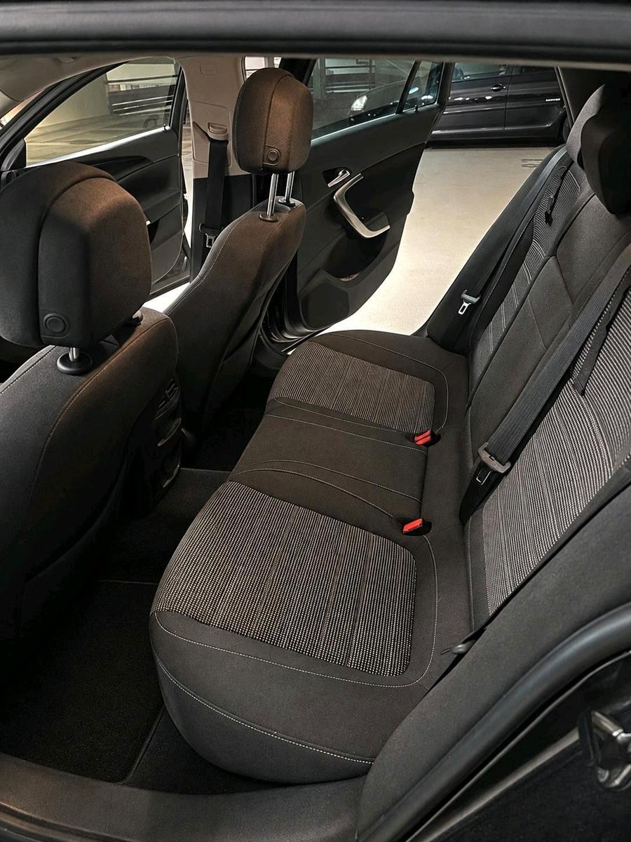 Opel Insignia 2014 — photo 10