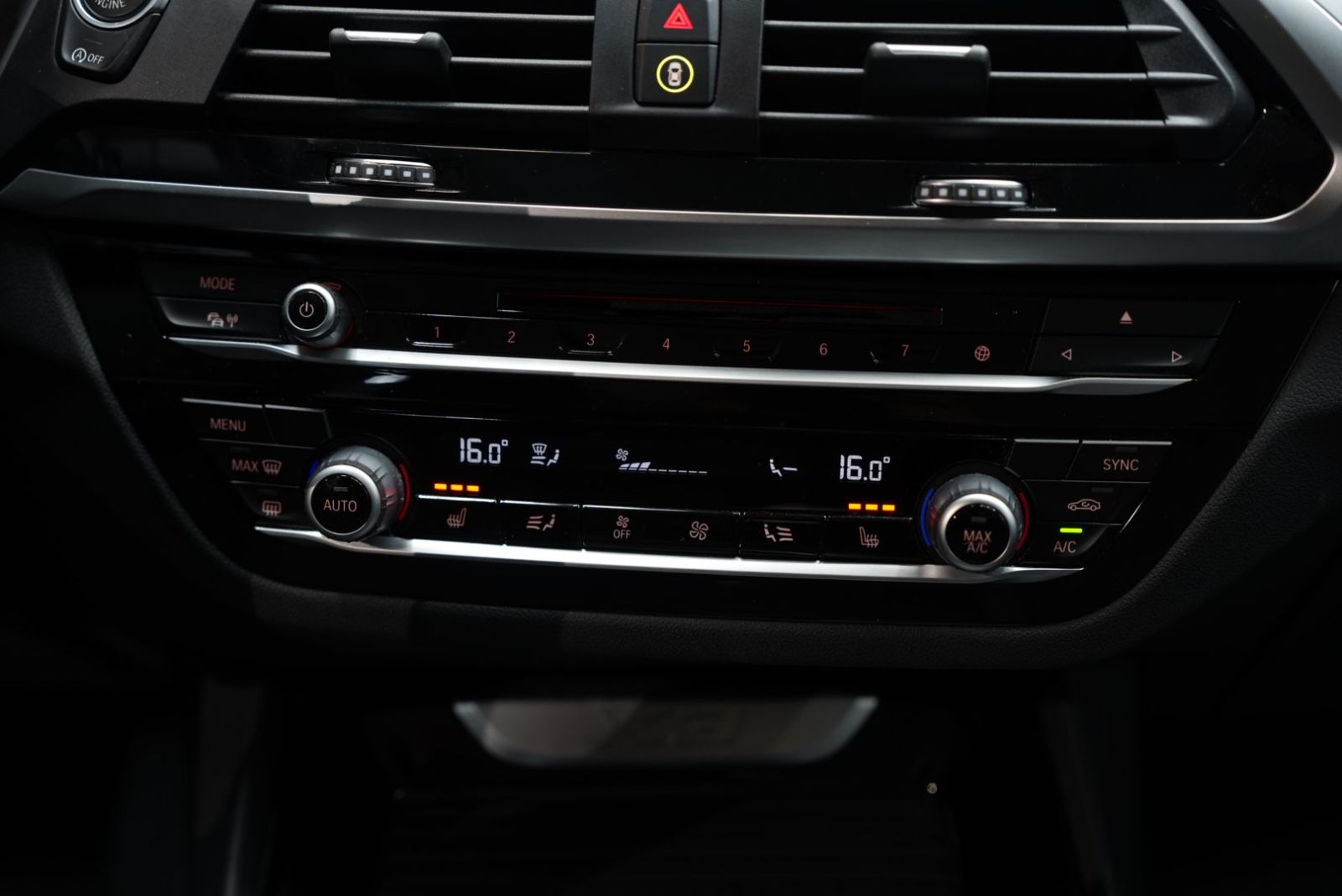BMW X3 xDrive 20 d Advantage*AHK*KAMERA*HEADUP*LED foto 22