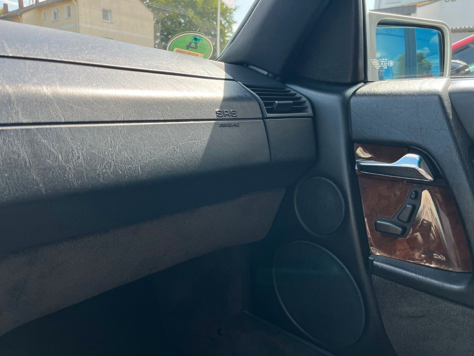 Fahrzeugabbildung Mercedes-Benz SL 300*H-Kennzeichen*HU 07/2027*