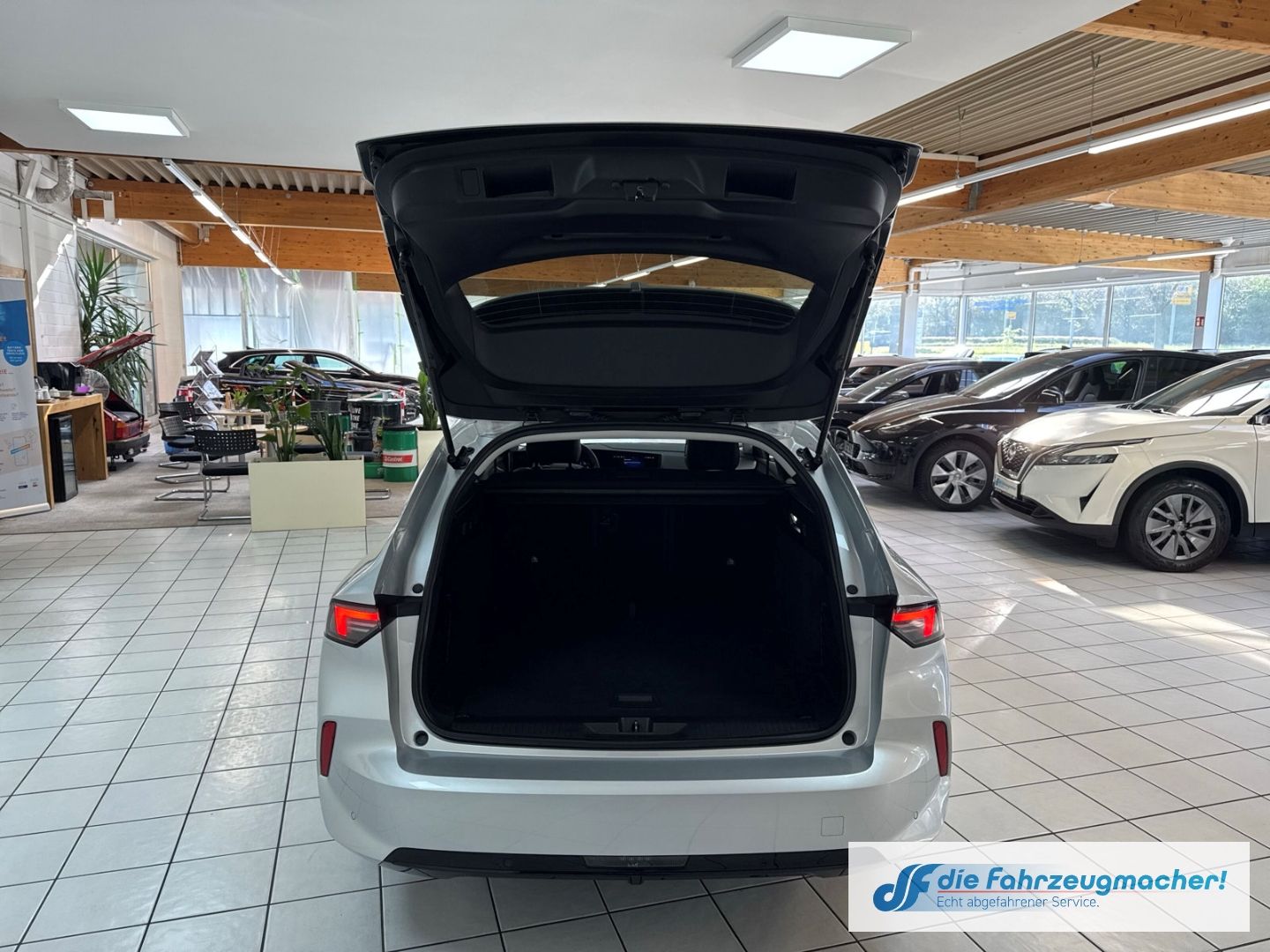 Fahrzeugabbildung Opel Astra L Sports Tourer Elegance Navi LED Apple Ca