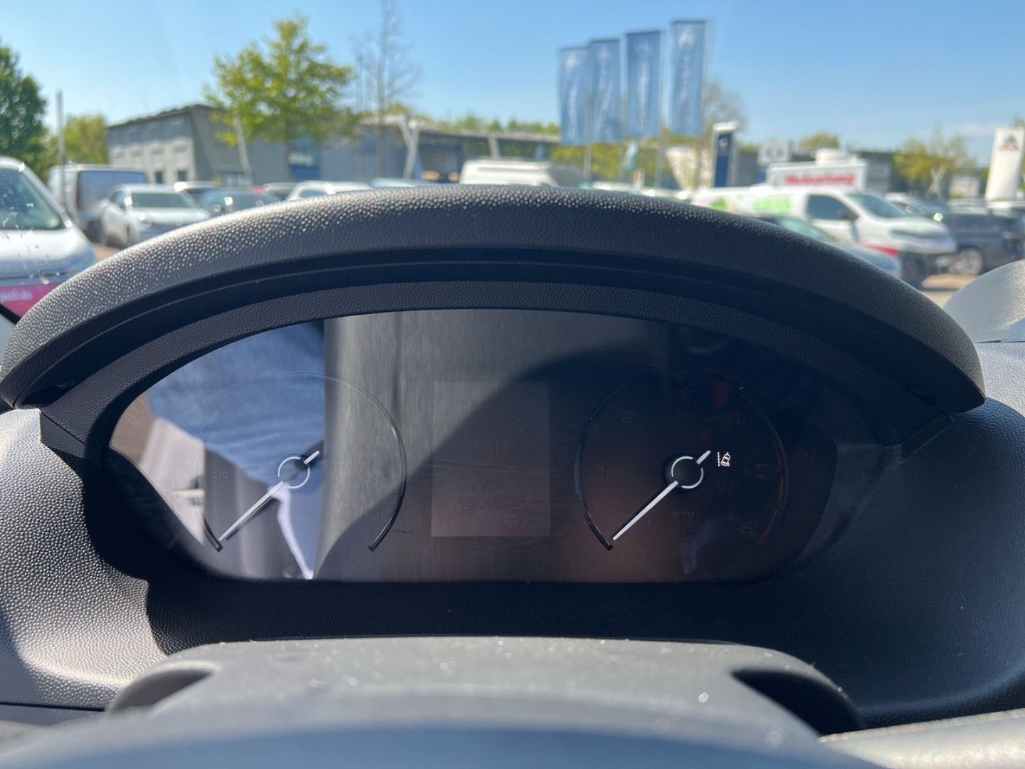 Fahrzeugabbildung Peugeot Boxer KW 2.2 35 L3H2 BlueHDi 140 AHK-abn. Navi