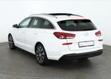 Hyundai i30 cw 1.6 CRDi Style Aut. Kamera Panorama AHK - Hyundai i30: 1.6