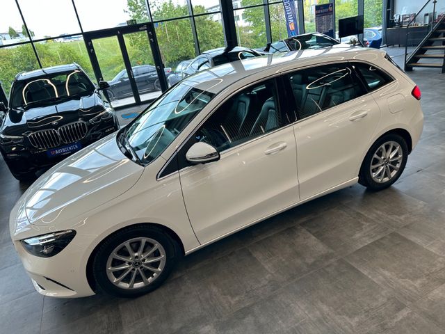 MYAUTOCENTER – Gebraucht- und Jahreswagen mit Werkstattservice in Pfaffenhofen Mercedes-Benz B 200 *360°*Keyless*Tempo*AHK*LED*Rückfahrkamera