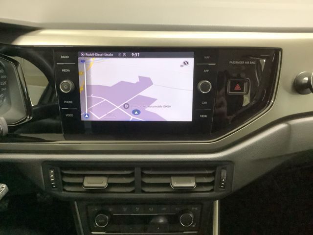 Polo Comfortline 1,0 l 59 kW Climatronic, Navi,