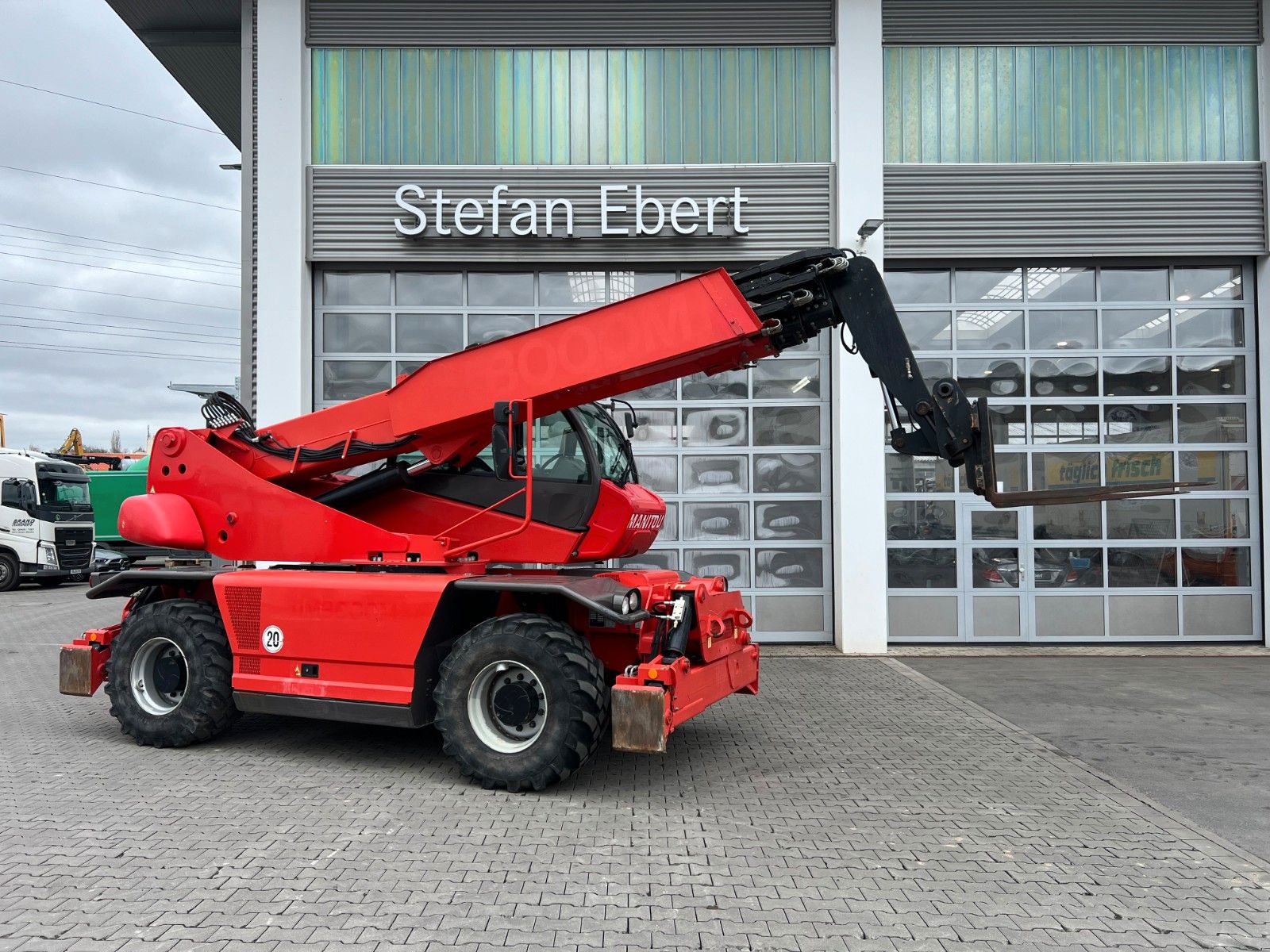 Fahrzeugabbildung Manitou MRT 2150 + / nur 2.463h! / Funk / Gabel
